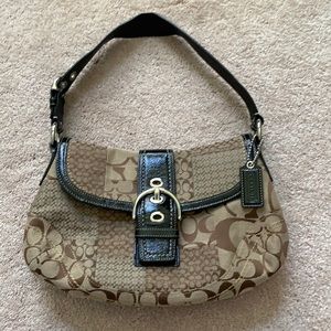Coach Signature Shoulder Bag